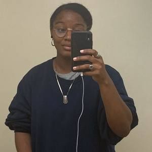 Meet your Posher, Maya